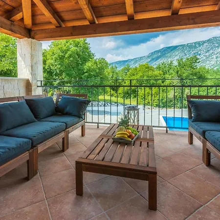 Villa Aria Vallis