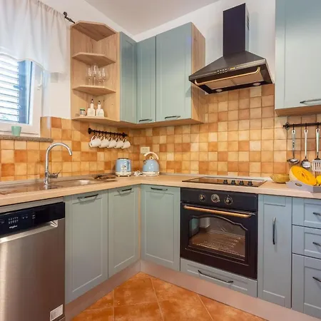 Aria Vallis * Tribalj (Primorsko-Goranska)